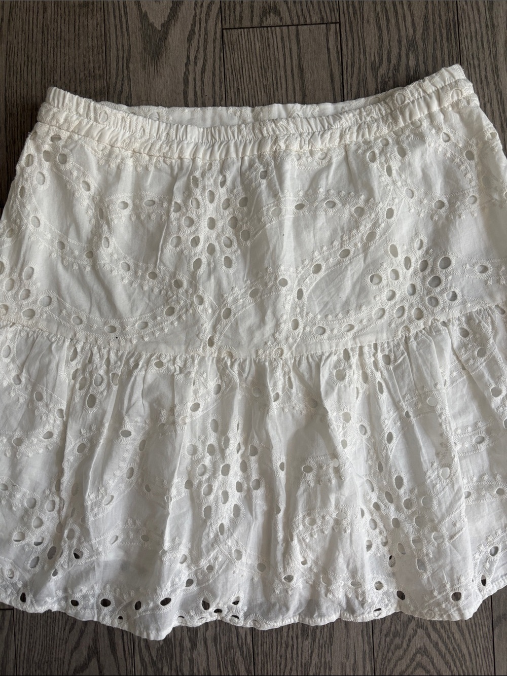 Amisu Ruffle Skirt🤍🌼 - Picture 3 of 7